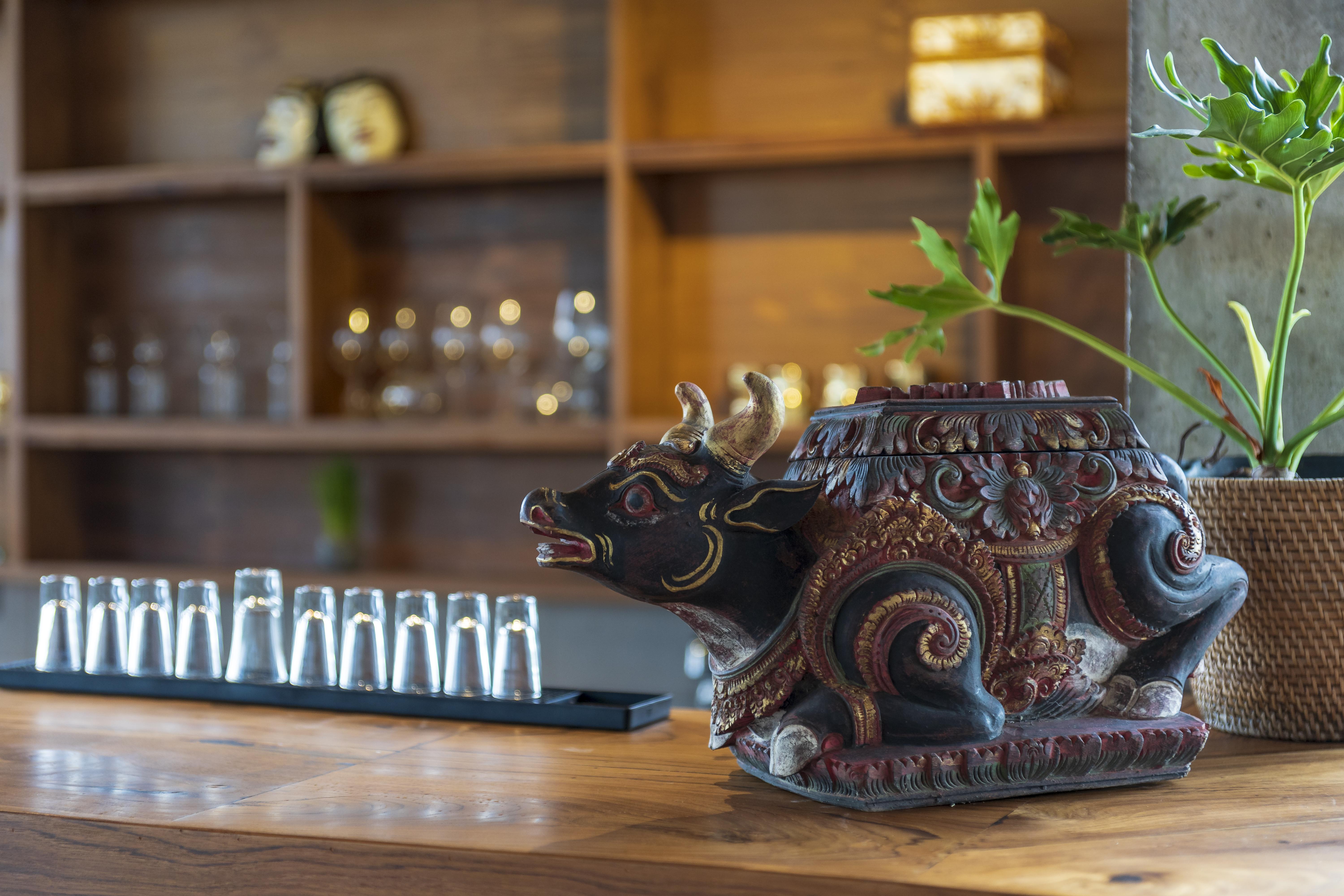 Hotel Adiwana Bisma Ubud Esterno foto A traditional Balinese incense burner