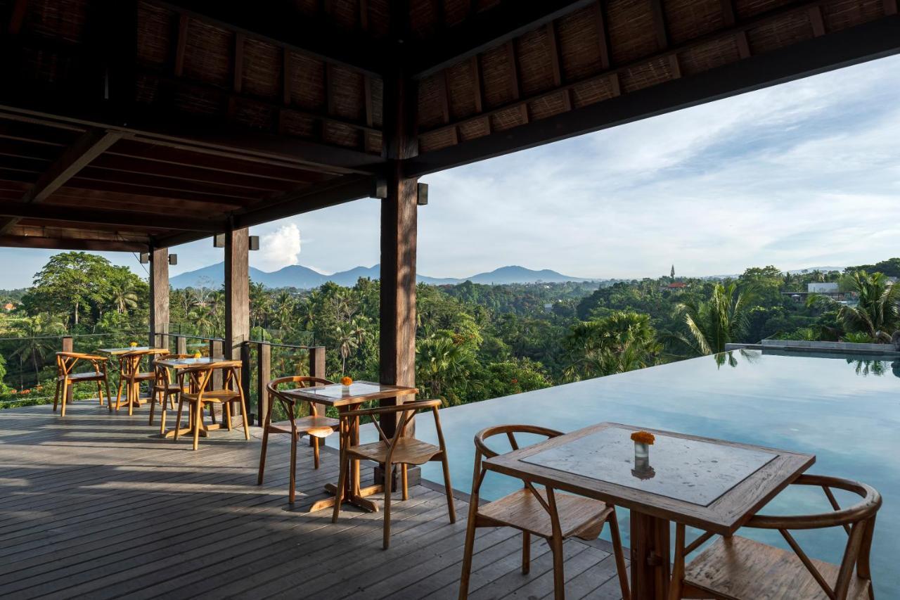 Hotel Adiwana Bisma Ubud Esterno foto The view from the restaurant