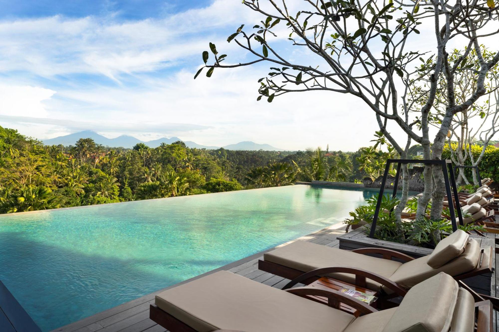 Hotel Adiwana Bisma Ubud Esterno foto The pool at the Alila Manggis